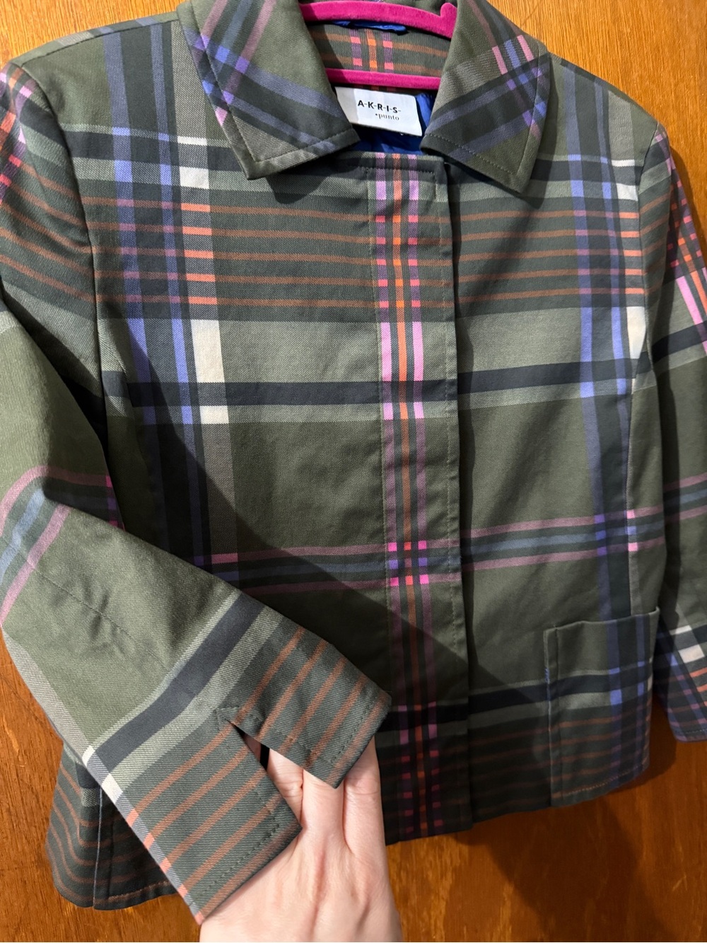 EUC Akris Punto Green Plaid Cropped Jacket - Size 6 - Picture 3 of 13